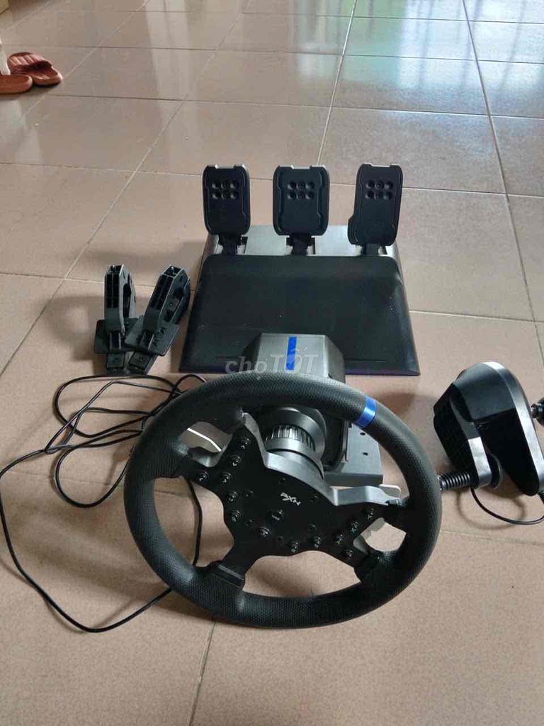 Vô lăng PXN V99. Mua bán Thiết bị chơi game tại Quận Cầu Giấy Hà Nội được đăng bởi lê linh hình 1