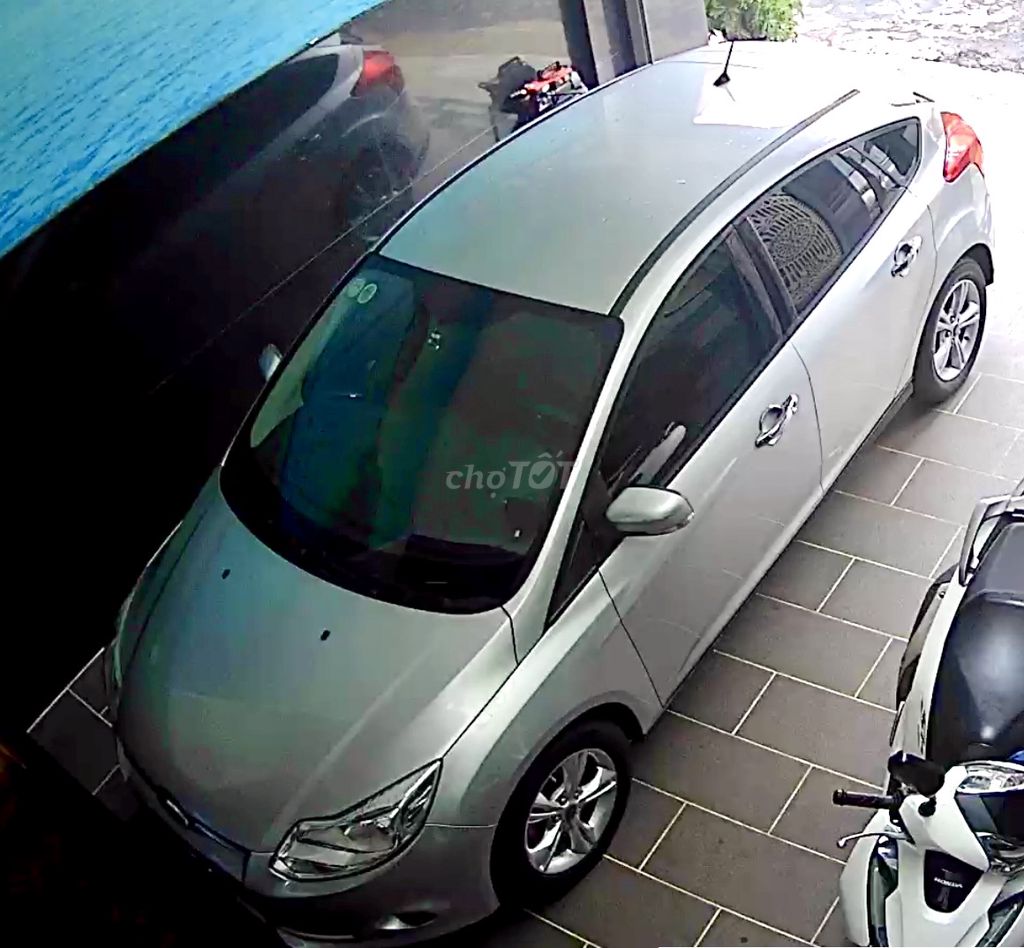 Xe Ford Focus Hatchback 1.6 AT 2014 - 240 Triệu. Mua bán Ô tô tại Thành phố Pleiku Gia Lai được đăng bởi Nguyễn Thị Nga hình 2