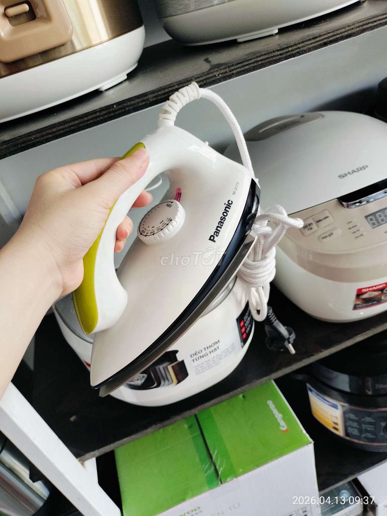 Bàn ủi Panasonic NI-317T Trắng Đã sử dụng. Mua bán Nội thất, đồ gia dụng khác tại Quận Cẩm Lệ Đà Nẵng được đăng bởi Điện Máy Thái Hiền hình 1