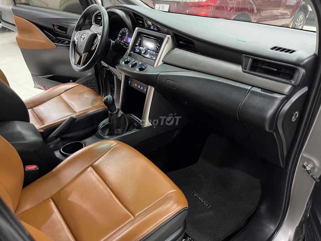 Toyota Innova 2020 2.0E. TRẢ TRƯỚC 200 Triệu. Mua bán Ô tô tại Quận Bình Tân Tp Hồ Chí Minh được đăng bởi Huỳnh Thái Đảm hình 13