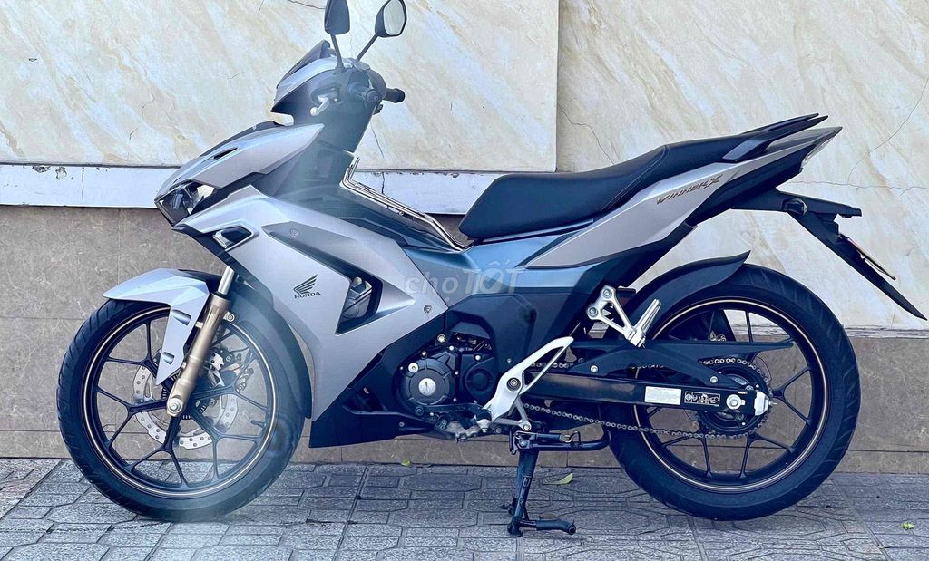 honda winner X v3 abs xe zin nguyên bản 9chủ ký. Mua bán Xe máy tại Quận 12 Tp Hồ Chí Minh được đăng bởi CHXM Phương Nam Chuyên Bán Xe Trả Góp Bao Nợ Xấu hình 3