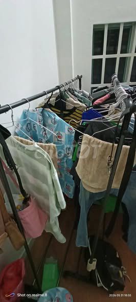 Sào phơi đồ kim loại Đen Mới. Mua bán Nội thất, đồ gia dụng khác tại Quận 3 Tp Hồ Chí Minh được đăng bởi Hội Đồ Điện Tử hình 1