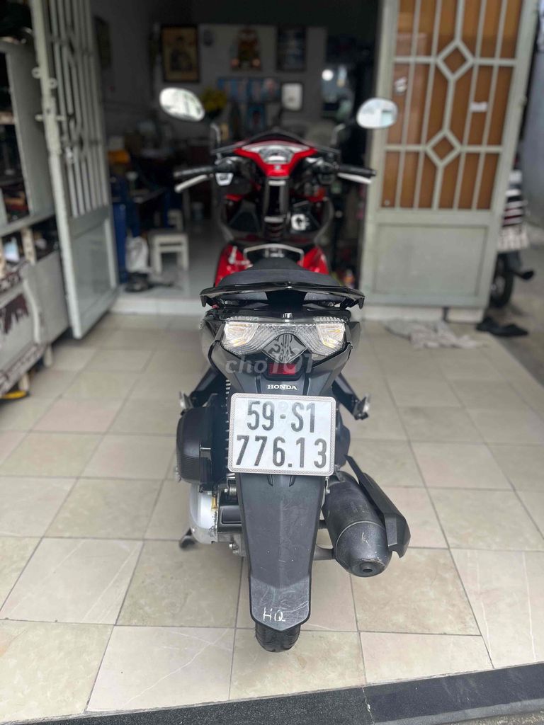 Honda Air Blade 2013 Đỏ đen. Mua bán Xe máy tại Quận Bình Thạnh Tp Hồ Chí Minh được đăng bởi lampark view  hình 6