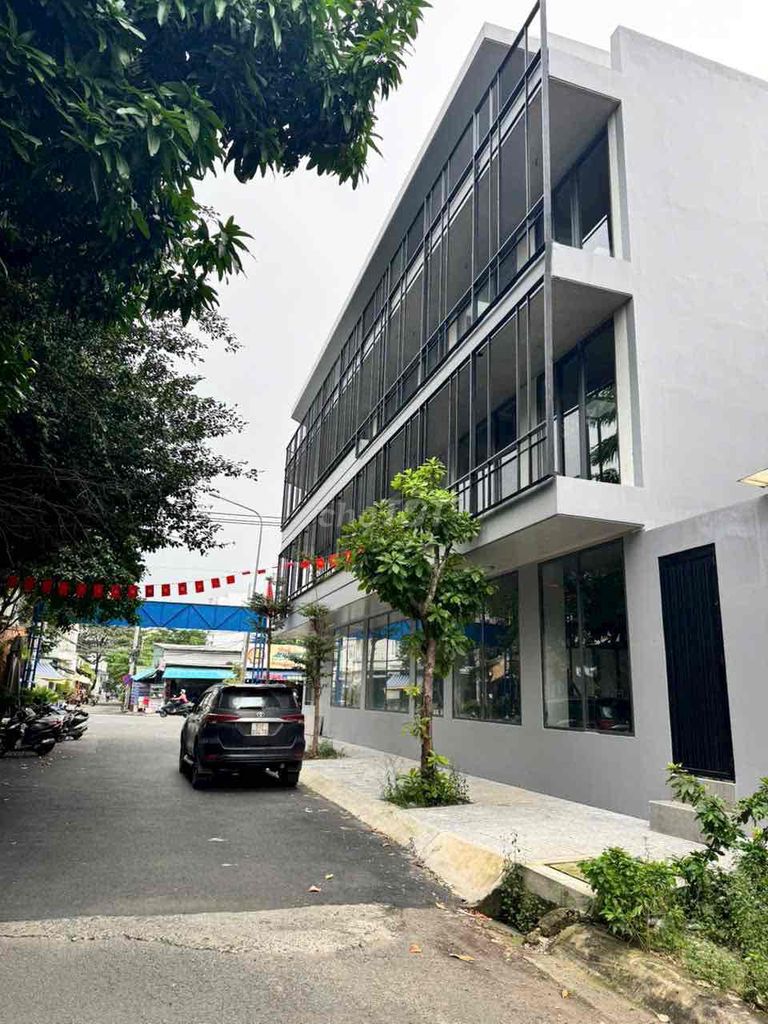 Chính chủ cho thuê building Vp; 500m2 giá 60tr/tháng