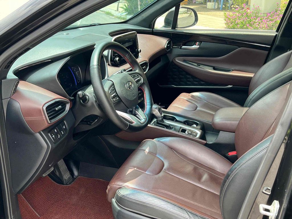 Hyundai Santa Fe 2019 2.2L AT 4WD - 90000 km. Mua bán Ô tô tại Quận Long Biên Hà Nội được đăng bởi Le hao hình 10