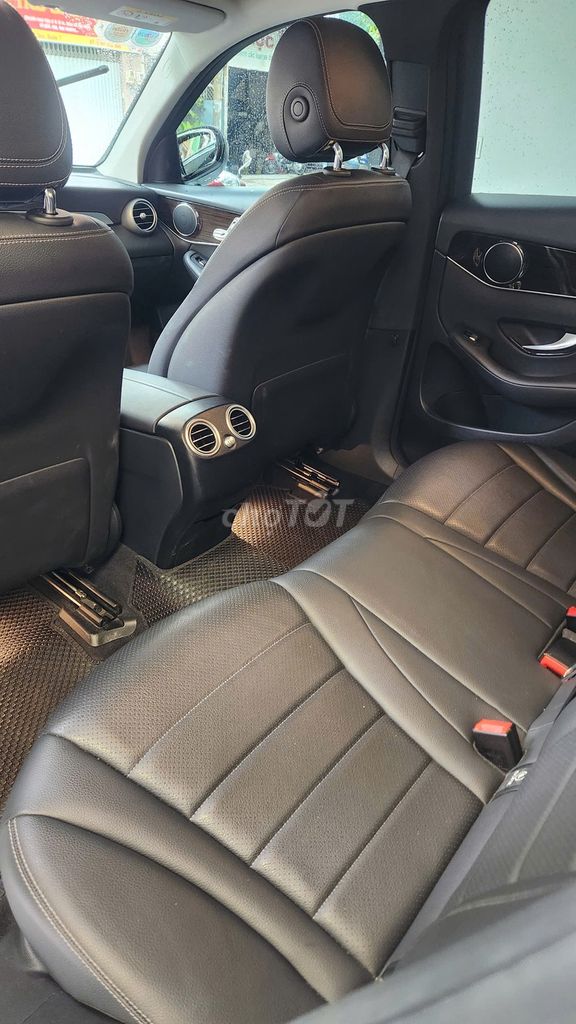 GLC200 Facelift model 2023 1 chủ từ đầu siêu lướt. Mua bán Ô tô tại Quận 7 Tp Hồ Chí Minh được đăng bởi tuấn anh hình 17