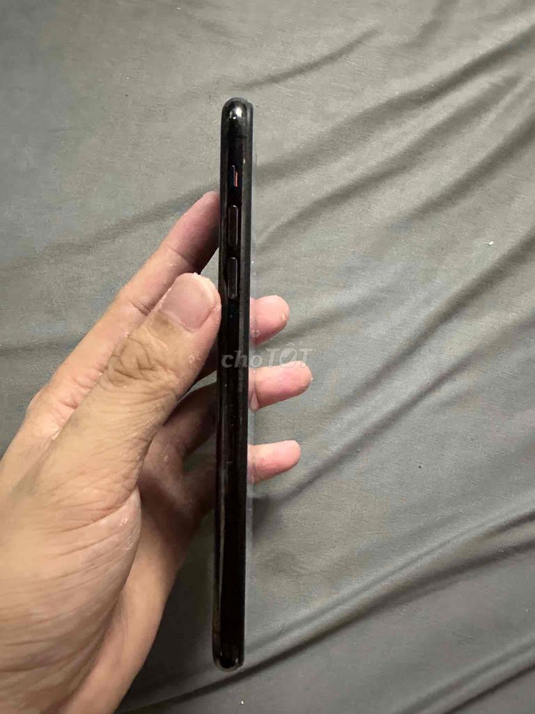 Apple iPhone 11 Pro Max 64GB Đen Đã qua sử dụng. Mua bán Điện thoại tại Quận Tân Phú Tp Hồ Chí Minh được đăng bởi Trần Quỳnh hình 1