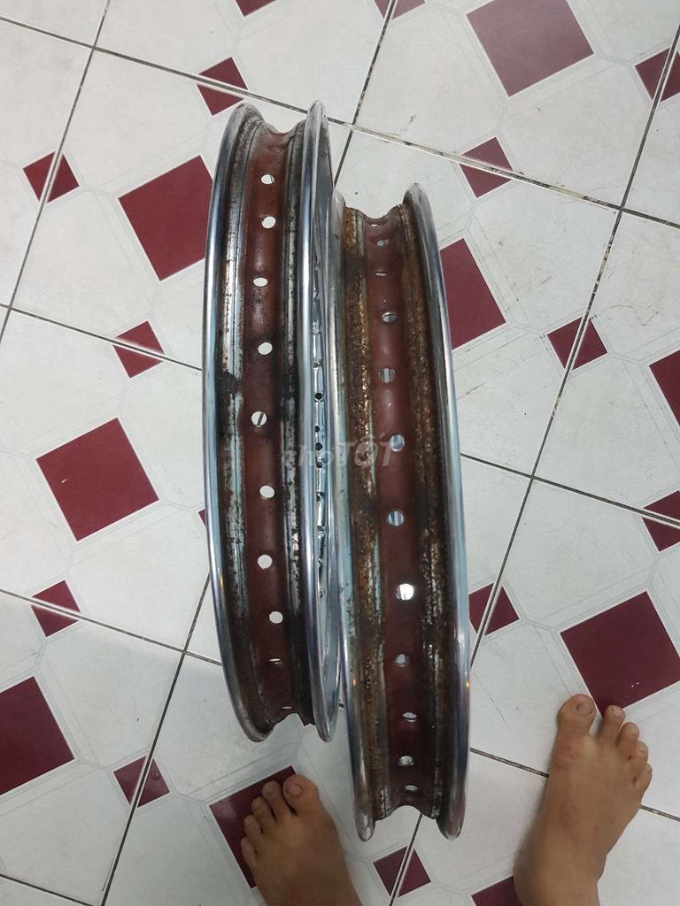 Cặp vành goshi 1,40.1,60 zin tháo xe. Mua bán Phụ tùng xe tại Quận Ninh Kiều Cần Thơ được đăng bởi Le cong thanh hình 6