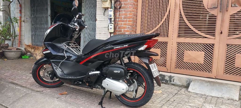 Honda PCX 125i 2017 Đen 18075 km. Mua bán Xe máy tại Quận Tân Phú Tp Hồ Chí Minh được đăng bởi Trung hình 5