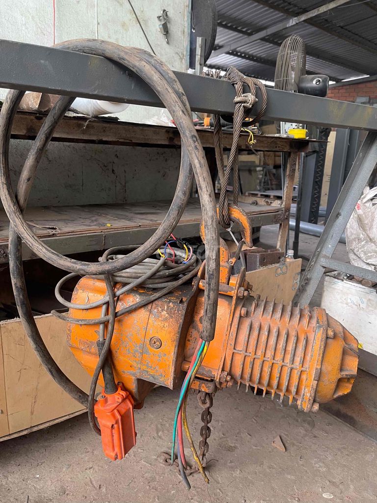 Ba lăng điện KITO Cam 3 pha nâng hạ. Mua bán Đồ chuyên dụng, Giống nuôi trồng tại Huyện Long Hồ Vĩnh Long được đăng bởi Phan Lễ hình 1