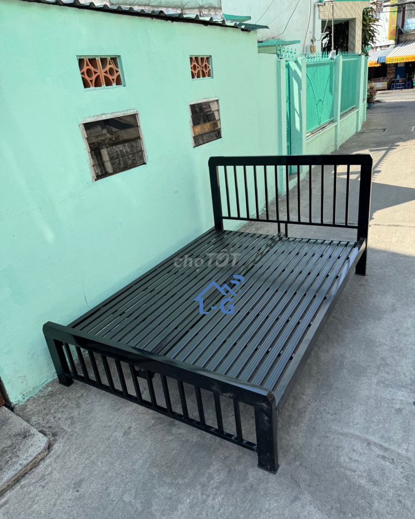 Giường Sắt Giường Sắt Giường Sắt Giường Sắt Giường. Mua bán Giường, chăn ga gối nệm tại Thành phố Dĩ An Bình Dương được đăng bởi Lâm Gia Home hình 1