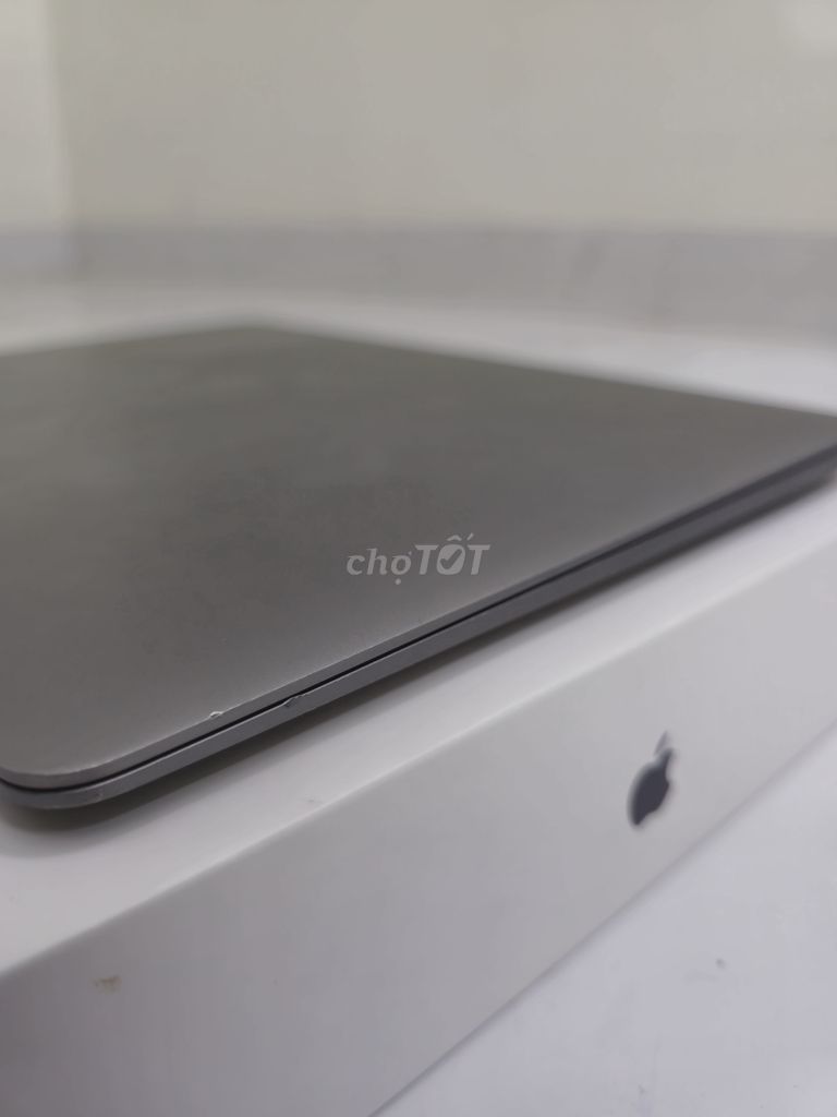 Bán macbook air M1