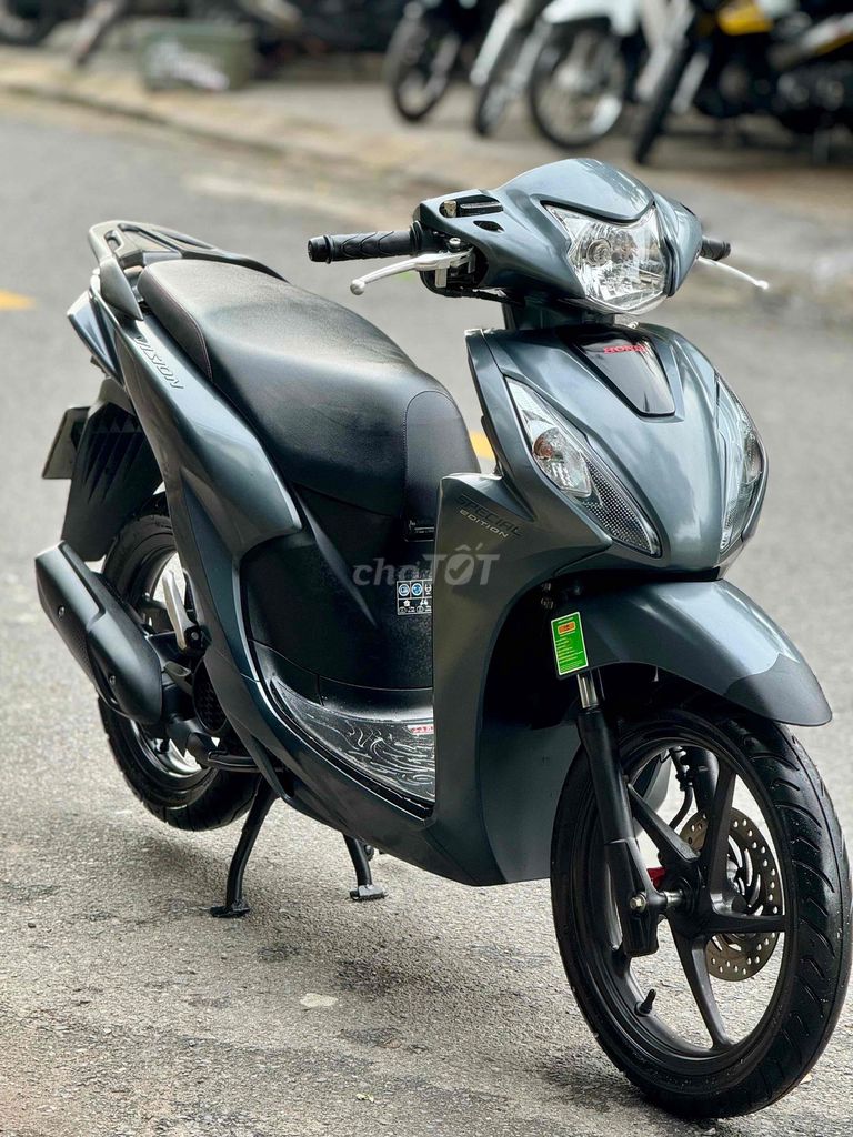 Vision Premium 2021, Серое море, 43 трассы, 14 000 км