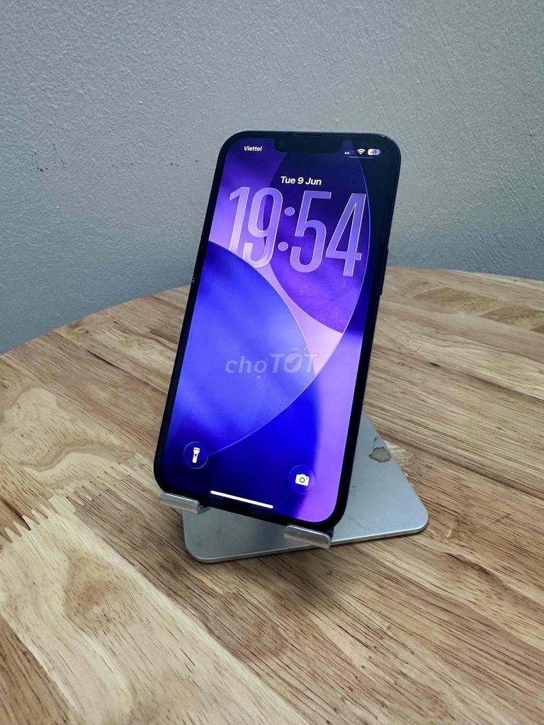 Apple iPhone 13 Đen A15 Bionic. Mua bán Điện thoại tại Quận Nam Từ Liêm Hà Nội được đăng bởi Tiến hình 1