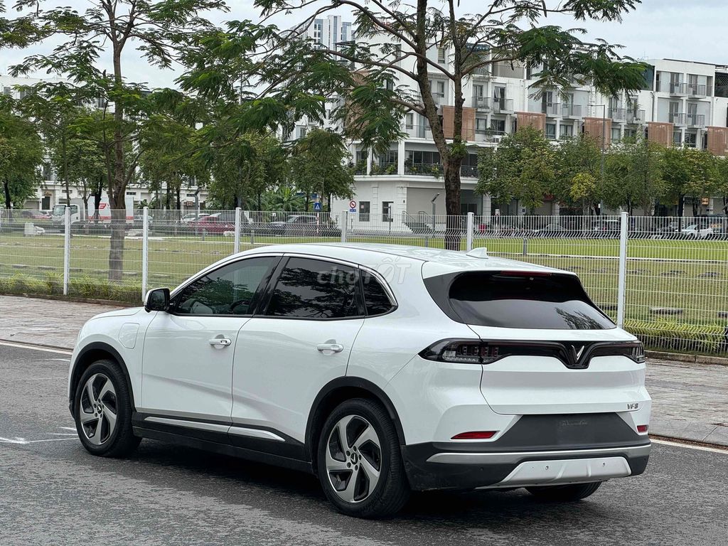 VF8 Eco 2023 GF Mua Pin Catl giảm 70tr đổi xe xăng. Mua bán Ô tô tại Quận Thanh Xuân Hà Nội được đăng bởi hoang tran minh hình 4