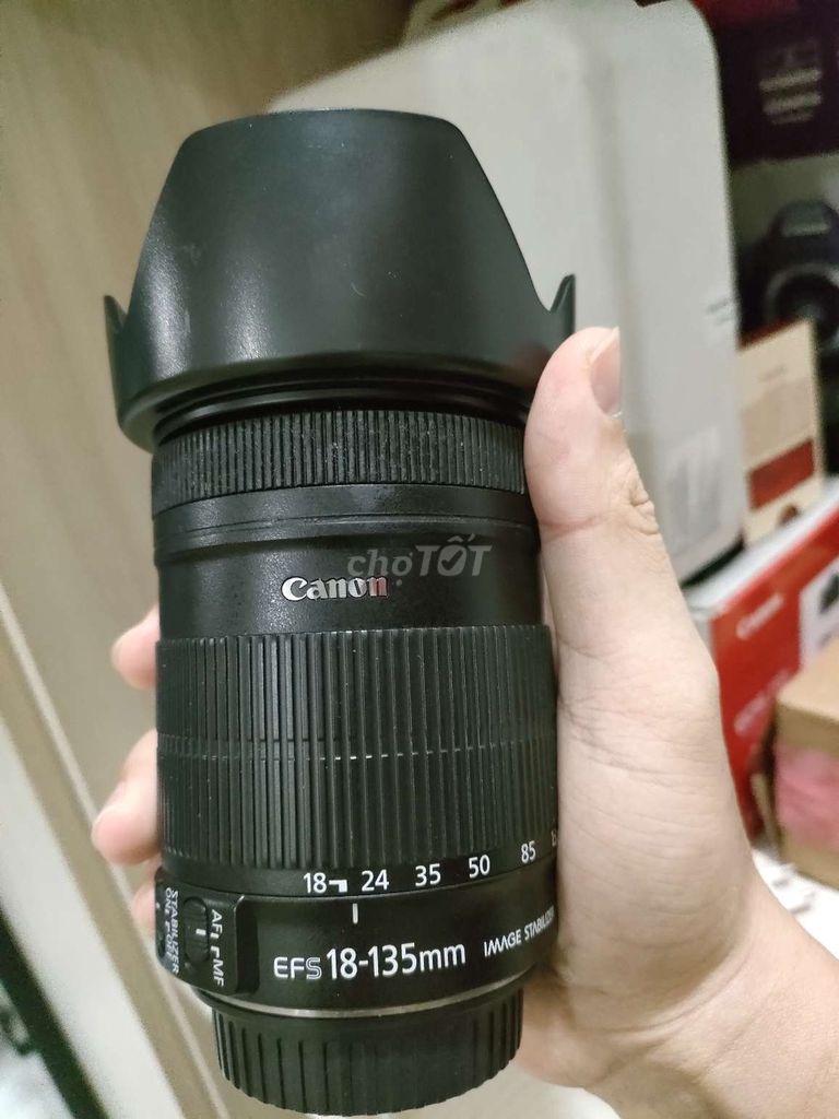 Lens Canon 18-135 IS . Mua bán Máy ảnh, Máy quay tại Quận Gò Vấp Tp Hồ Chí Minh được đăng bởi Pham Hoangg  hình 1