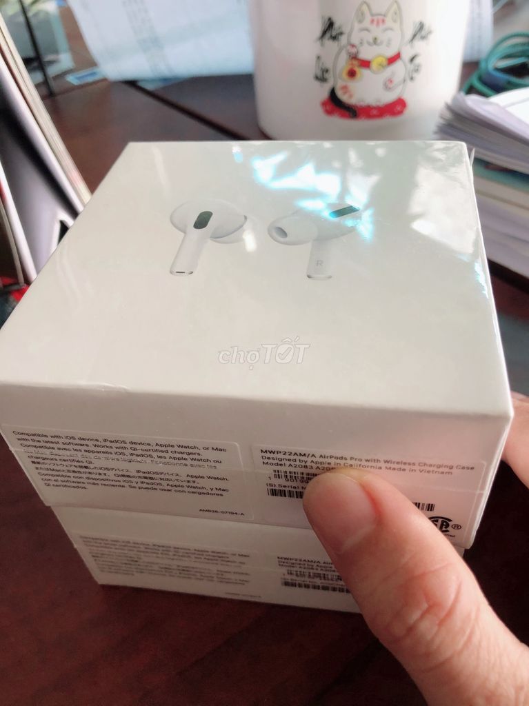 0988046980 - Tai nghe airpods pro mới nguyên seal