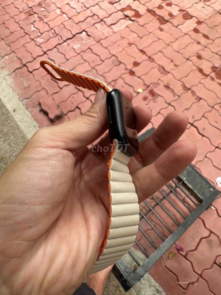 Bán gấp Apple watch series 8 size 41mm còn rất đẹp. Mua bán Thiết bị đeo thông minh tại Quận 8 Tp Hồ Chí Minh được đăng bởi Sang hình 1