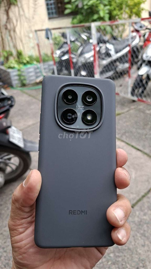 Xiaomi Redmi Note 15 đến xám 108MP 6000mAh. Mua bán Điện thoại tại Quận Tân Bình Tp Hồ Chí Minh được đăng bởi Nguyễn anh vũ hình 1
