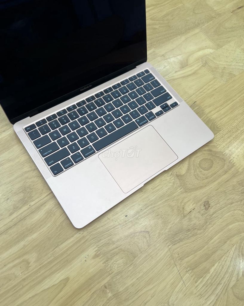 Apple MacBook Air 2020 i5 8GB/256GB/13.3 99.99%. Mua bán Laptop tại Thành phố Qui Nhơn Bình Định được đăng bởi NGỌC PHÚC LAPTOPS hình 1