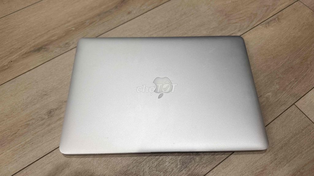 Apple Macbook Pro 2015 15.6 inch 16GB/512GB Bạc. Mua bán Laptop tại Thành phố Vĩnh Yên Vĩnh Phúc được đăng bởi Triển Nguyễn hình 1