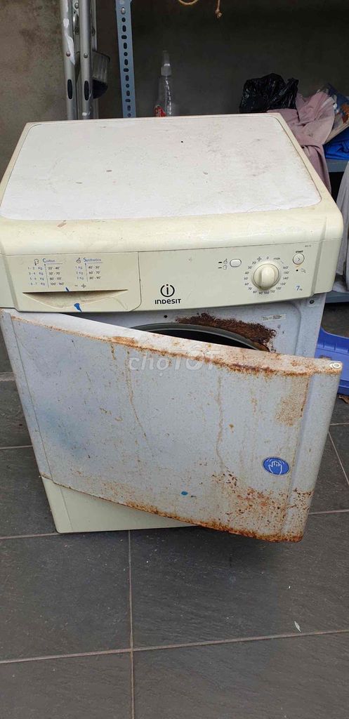 Thanh lý máy sấy Indesit IDC75 7kg