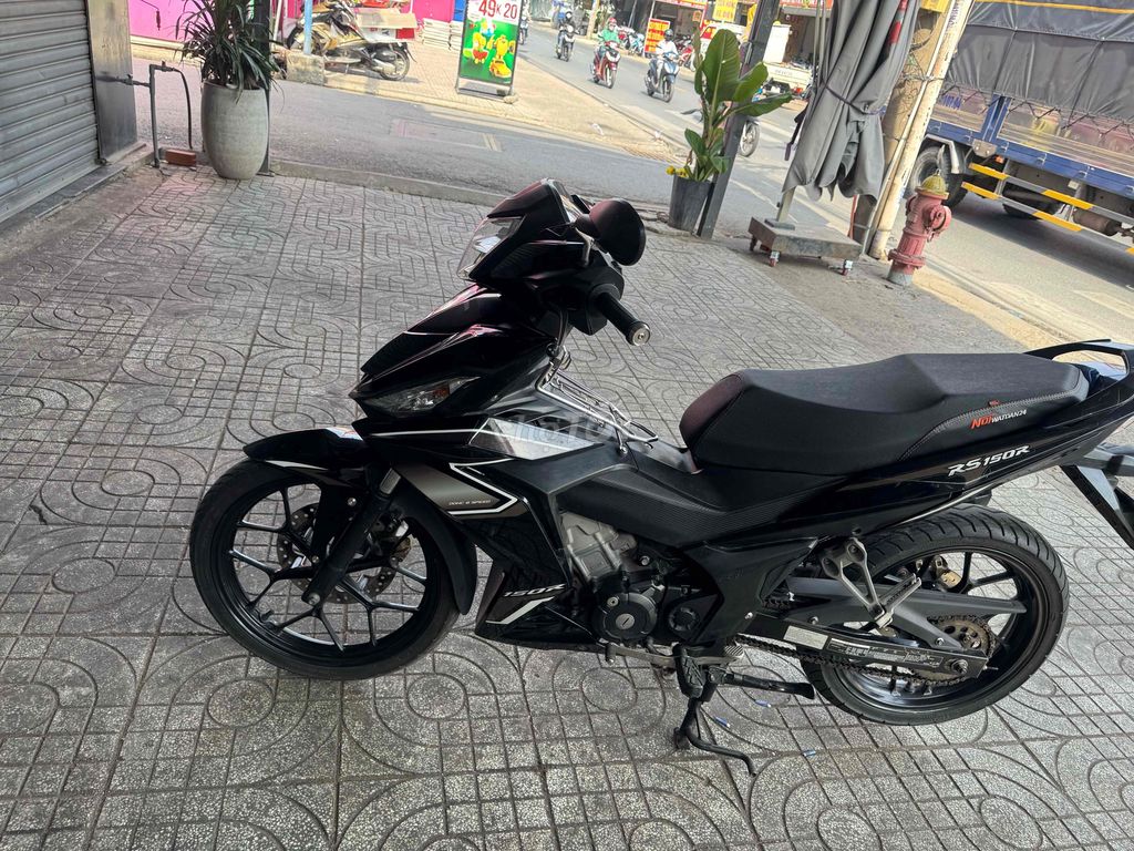 Honda Winner 2016 Đen Côn tay. Mua bán Xe máy tại Quận Tân Bình Tp Hồ Chí Minh được đăng bởi xe máy tân bình hình 1