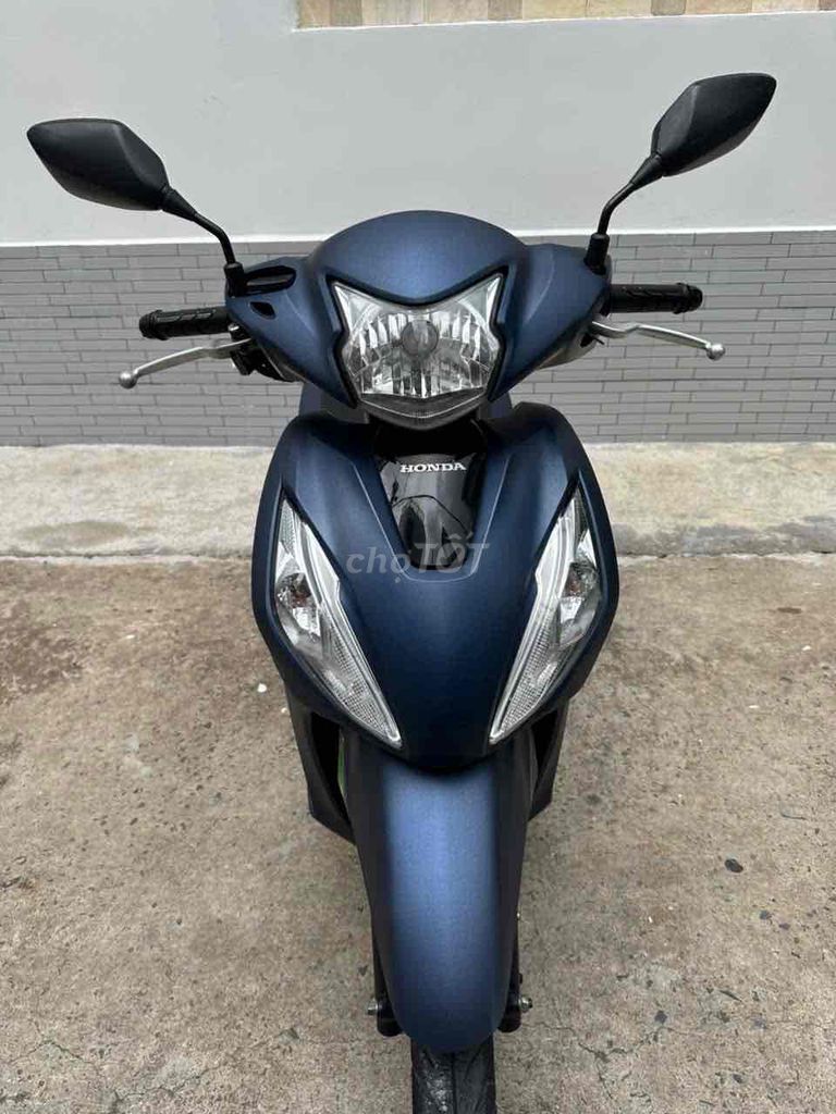 Vison 2022 xanh nhám bstp 9 chủ kí. Mua bán Xe máy tại Quận Tân Bình Tp Hồ Chí Minh được đăng bởi CÁ NHÂN   9 CHỦ hình 1