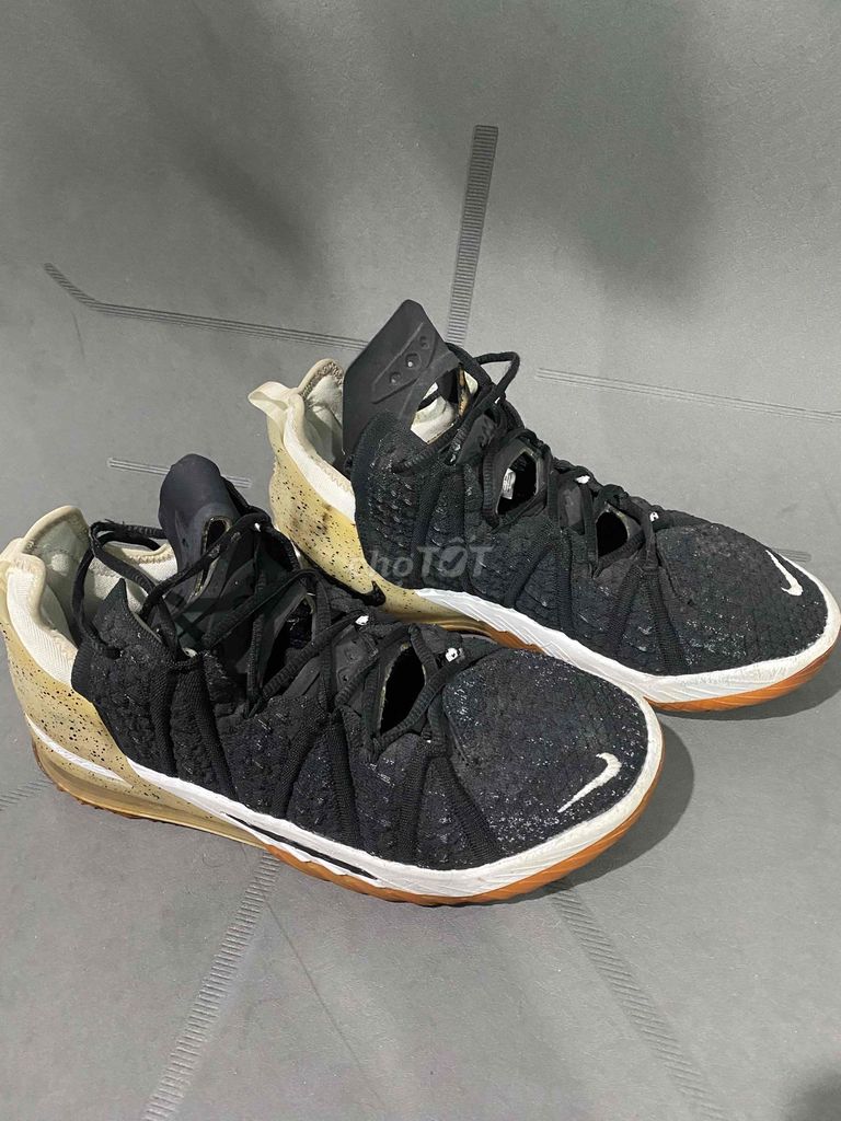 Giày bóng rổ Nike nam size 41. Mua bán Giày dép tại Huyện Trảng Bom Đồng Nai được đăng bởi Sâu 2hand hình 1