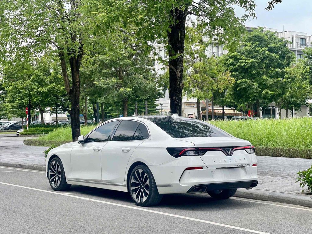 VinFast Lux A2.0 2021 Premium 2.0 AT - 60000 km. Mua bán Ô tô tại Quận Thanh Xuân Hà Nội được đăng bởi Cường Auto 266 hình 2