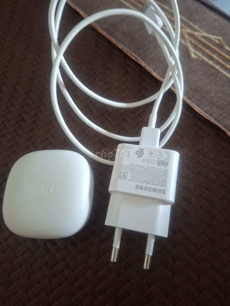 Tai nghe không dây Redmi Trắng. Mua bán Tivi, Âm thanh tại Quận Liên Chiểu Đà Nẵng được đăng bởi chipu hình 1