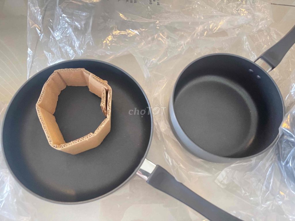 Bộ nồi chảo BASICS Nhôm cao cấp Đen. Mua bán Dụng cụ nhà bếp tại Quận 12 Tp Hồ Chí Minh được đăng bởi Nguyễn Tấn Lâm hình 1