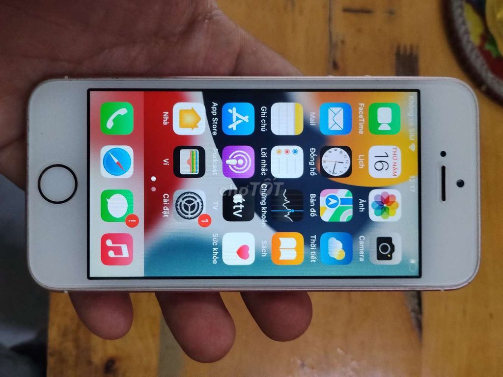 Apple iPhone SE 32GB Vàng hồng. Mua bán Điện thoại tại Quận 11 Tp Hồ Chí Minh được đăng bởi Samurai hình 1