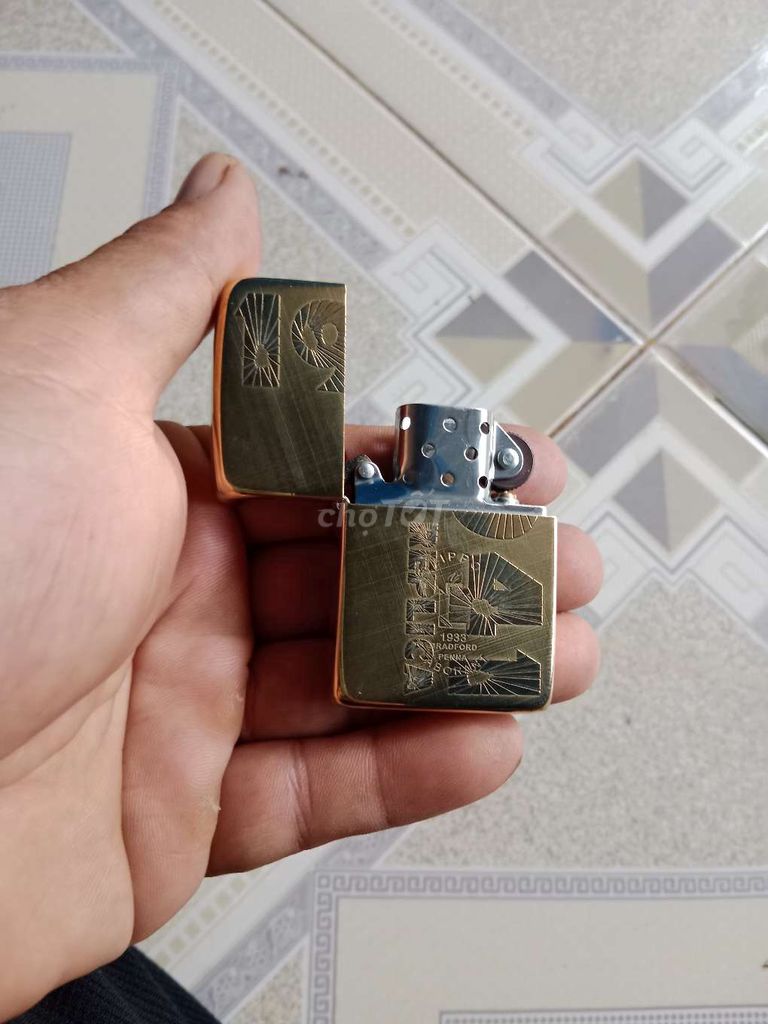 Zippo 1941 chặt góc