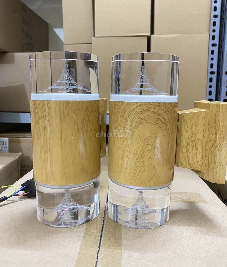 Đèn gắn tường Gỗ Acrylic nhiều màu. Mua bán Đèn tại Quận Hai Bà Trưng Hà Nội được đăng bởi chi tranthikim hình 1