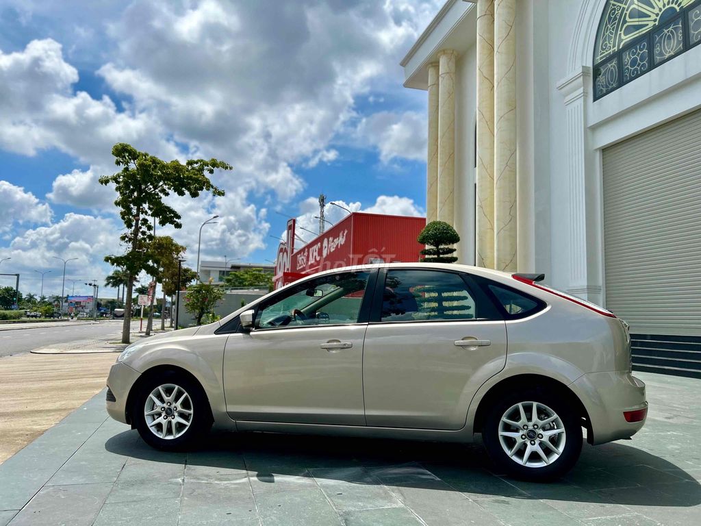 Ford Focus 2010 1 chủ từ mới. Mua bán Ô tô tại Quận Cẩm Lệ Đà Nẵng được đăng bởi Lương văn vỹ  hình 6