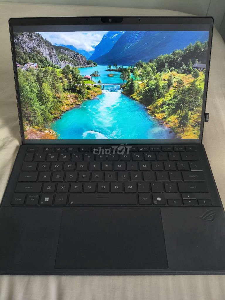 Laptop ASUS ROG Flow Z13 2025. Mua bán Laptop tại Thành phố Thủ Đức Tp Hồ Chí Minh được đăng bởi Khánh Hoàng hình 1