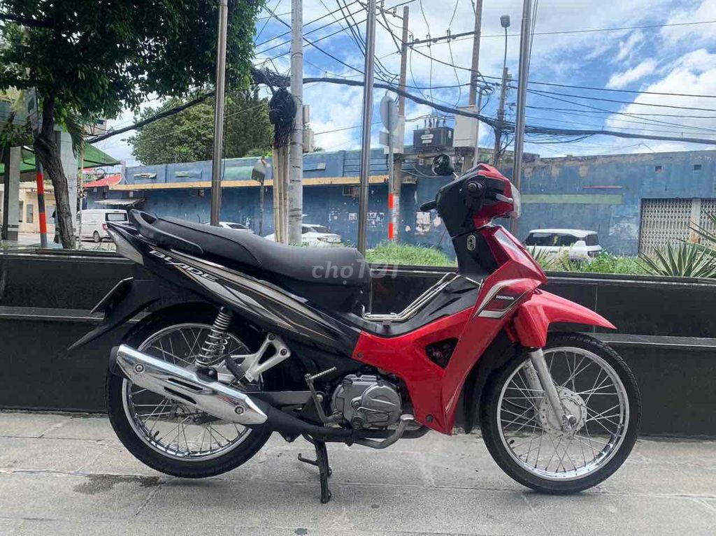 Honda Blade nguyên zin biển SG ko chính chủ. Mua bán Xe máy tại Quận Tân Bình Tp Hồ Chí Minh được đăng bởi Hưng hình 2