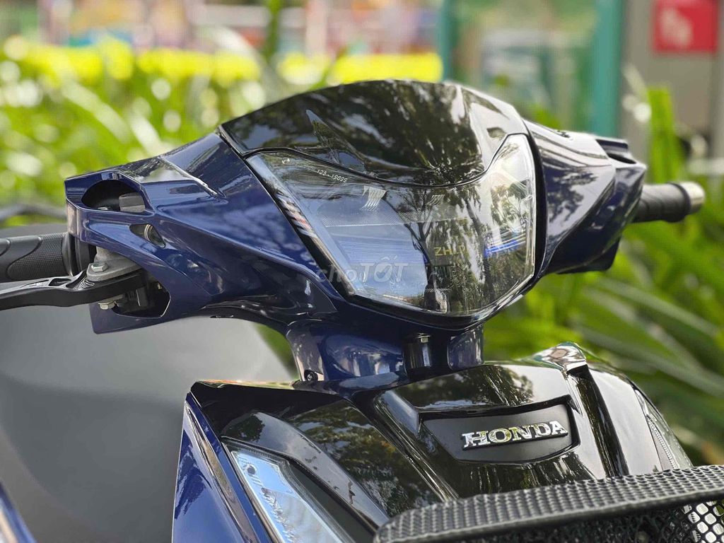 ❤️ Future 125 đời 2025 odo 1000km full kiểng bstp. Mua bán Xe máy tại Quận 11 Tp Hồ Chí Minh được đăng bởi Hưng Từ hình 8