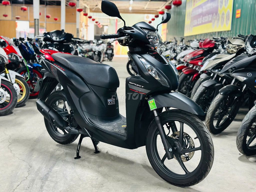 XE MÁYTHANH TÙNG_VISION ĐEN SPORT 2024 CÓ TRẢ GÓP. Mua bán Xe máy tại Quận Nam Từ Liêm Hà Nội được đăng bởi THANH TÙNG hình 1