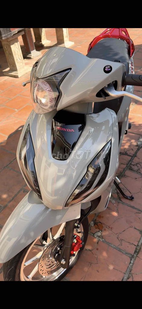 cần bán cho ae nào thích. Mua bán Xe máy tại Thành phố Hải Dương Hải Dương được đăng bởi Thành  hình 2