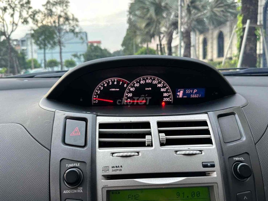 Toyota Yaris 2012 1.5 AT - 58000 km. Mua bán Ô tô tại Thành phố Thủ Dầu Một Bình Dương được đăng bởi Nguyễn Trung Hiếu hình 4
