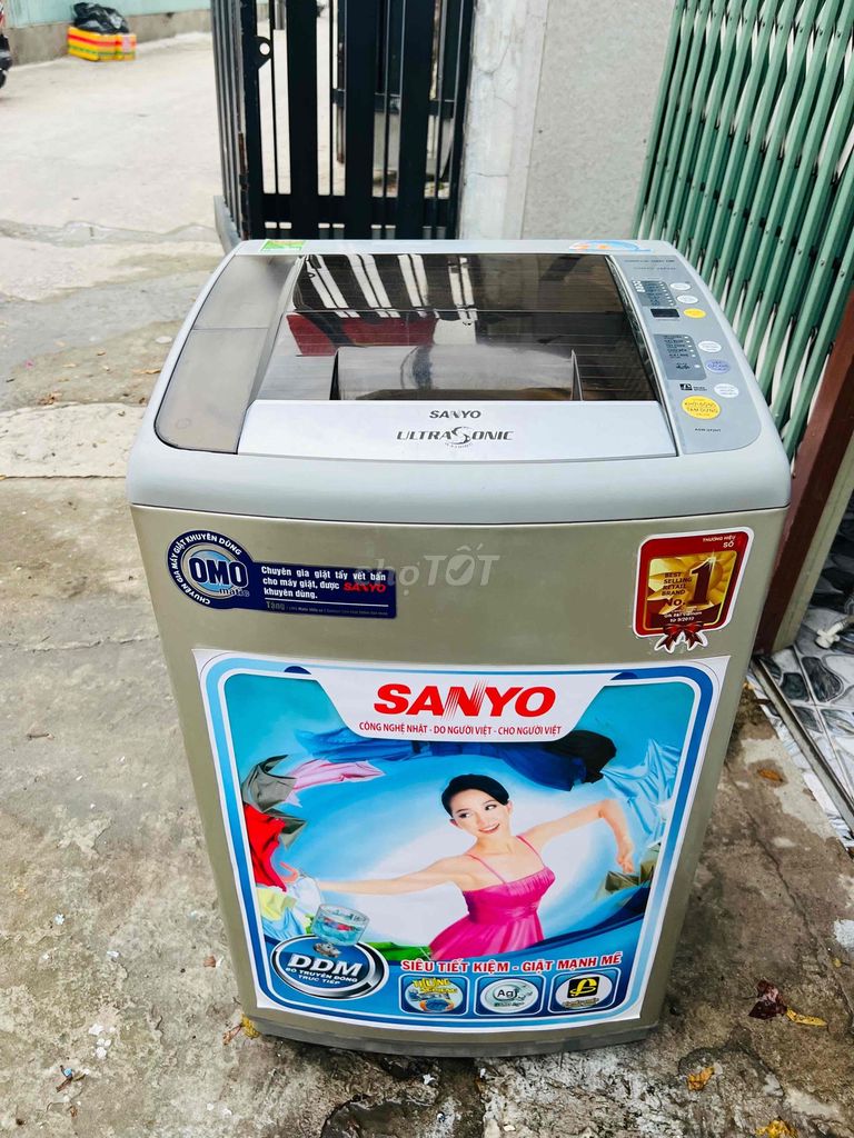 Thanh lý máy giặt sanyo 7.2kg siêu lướt 95%