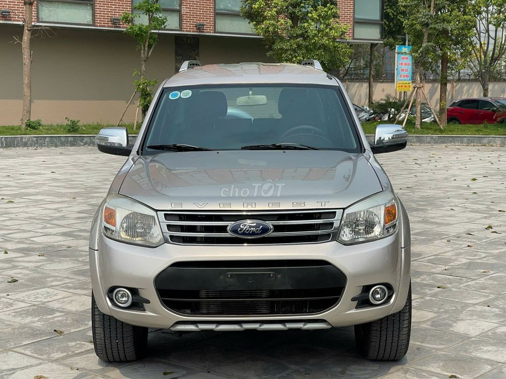 Ford Everest 2014 Limited 4x2 - 110000 km