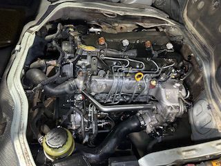 Toyota Hiace 2010 Commuter 2.5 - 187379 km. Mua bán Ô tô tại Quận Tân Phú Tp Hồ Chí Minh được đăng bởi Anh kiệt hình 5