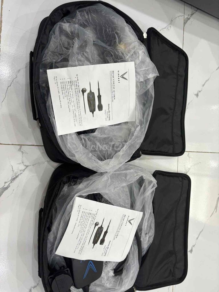 Bộ sạc di động 3,5kW cho vinfast vf5. Mua bán Phụ tùng xe tại Thành phố Nam Định Nam Định được đăng bởi Nguyễn Đức Thắng hình 4