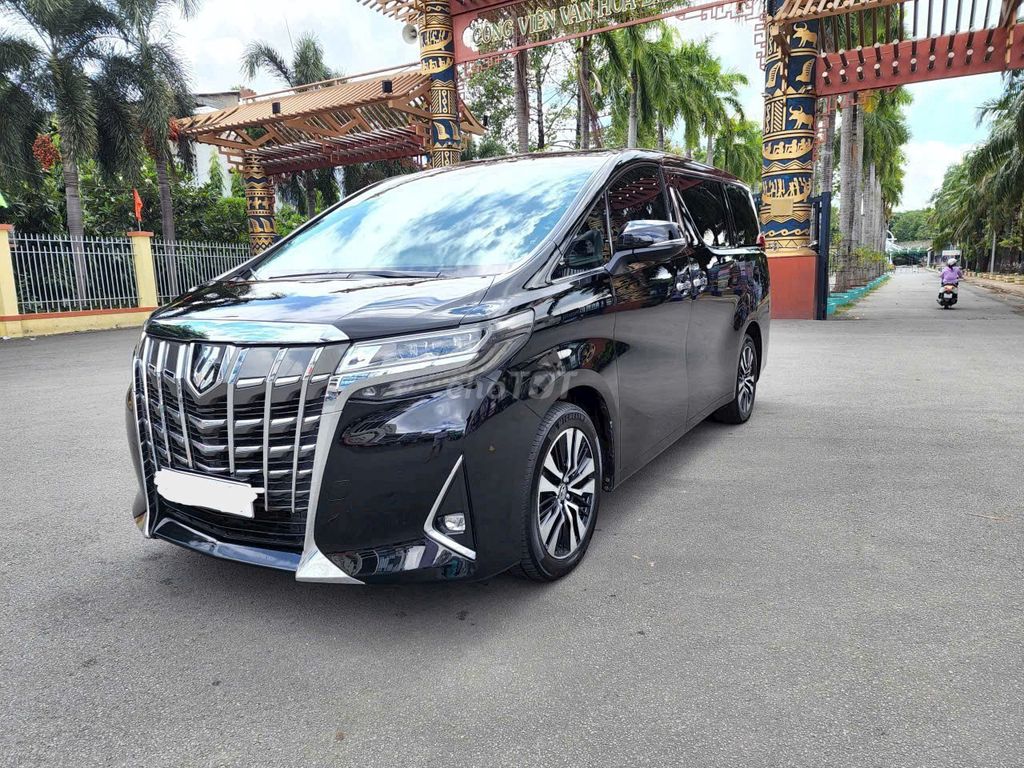 Toyota Alphard cực mới 1 đời chủ, nhà trùm mền. Mua bán Ô tô tại Quận 10 Tp Hồ Chí Minh được đăng bởi Mỹ Linh hình 1