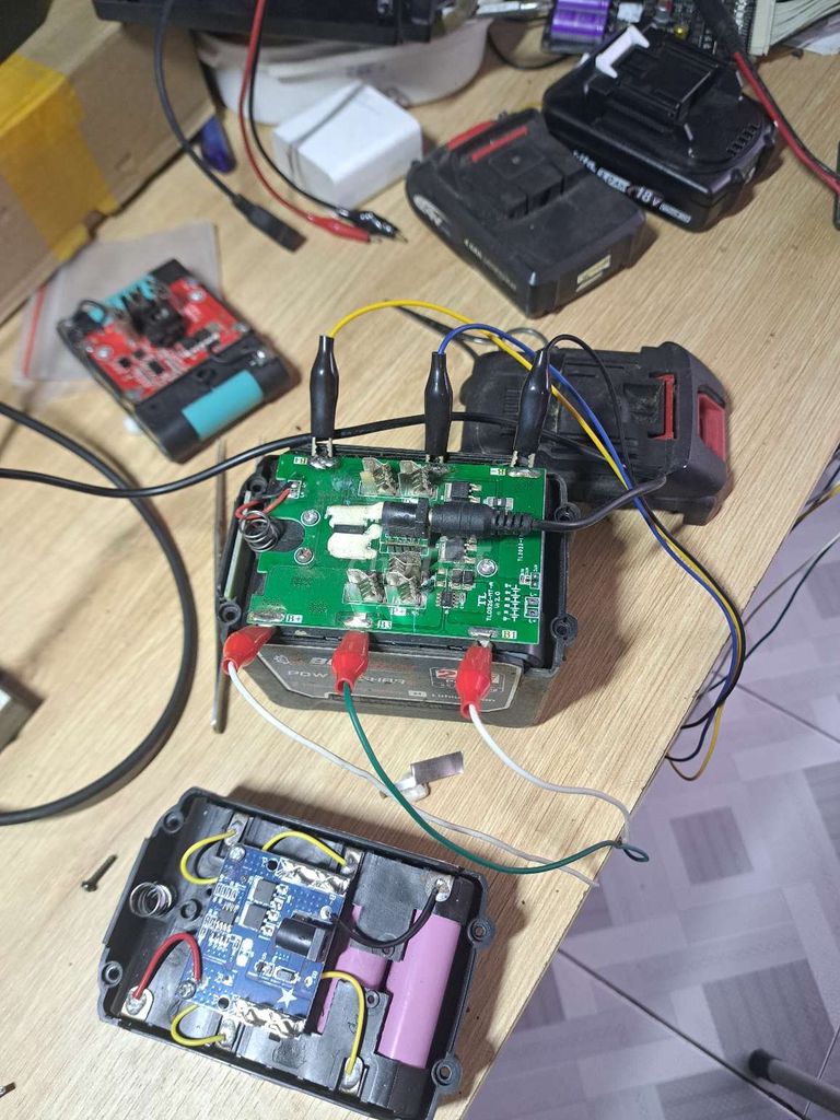 Dịch vụ sửa pin máy công cụ. Dịch vụ tại Thành phố Thuận An Bình Dương được đăng bởi Pin Đóng Giá Rẻ Nhất Bình Dương hình 1