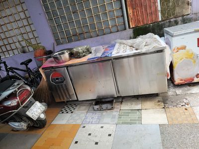 Bàn mát dài 1,8 m như hình. Mua bán Tủ lạnh tại Quận Tân Phú Tp Hồ Chí Minh được đăng bởi tuyết tuyết