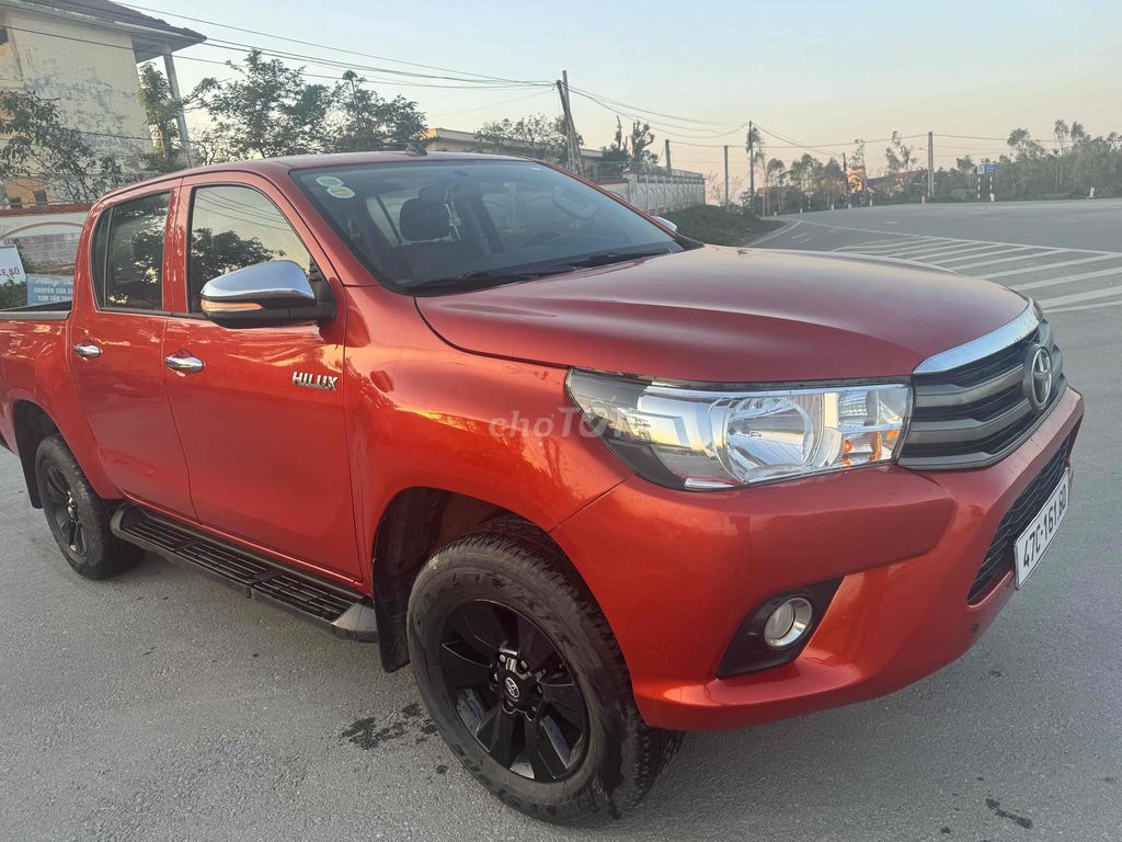 Toyota Hilux 20172.4E 4×2 mt - 100000 km. Mua bán Ô tô tại Huyện Nam Đàn Nghệ An được đăng bởi Ước Mơ Oto hình 7
